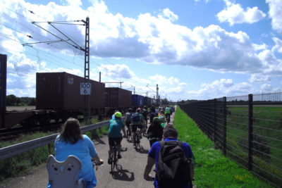 Unsere Fahrradschlange in Rheingönheim vor und nach Vögele